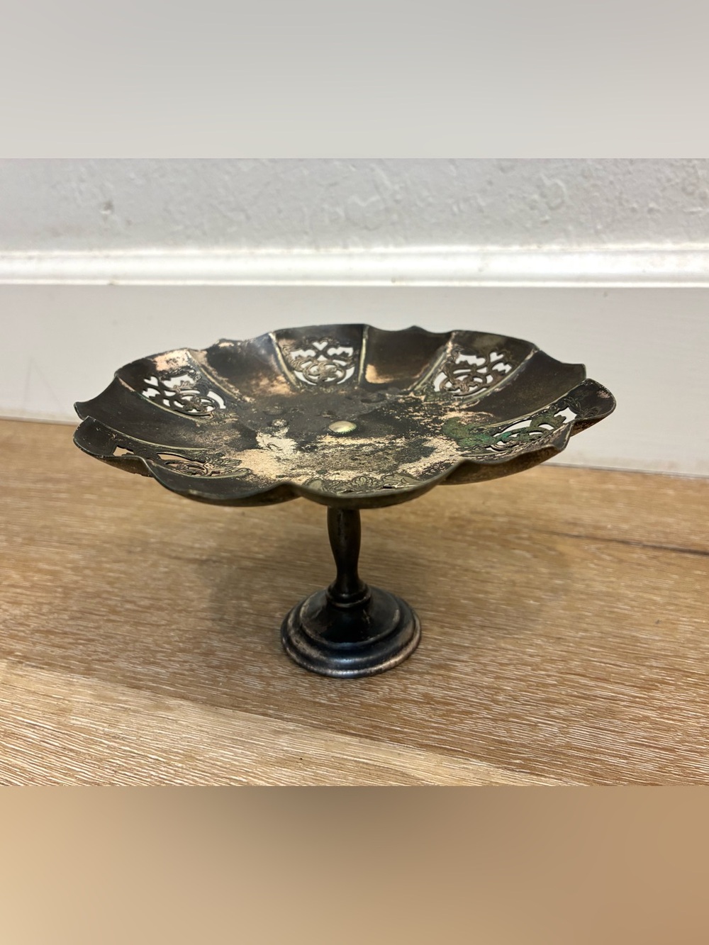 Vintage Pedestal Dish Silverplate EPNS Ornate Candy Compote Footed Bowl